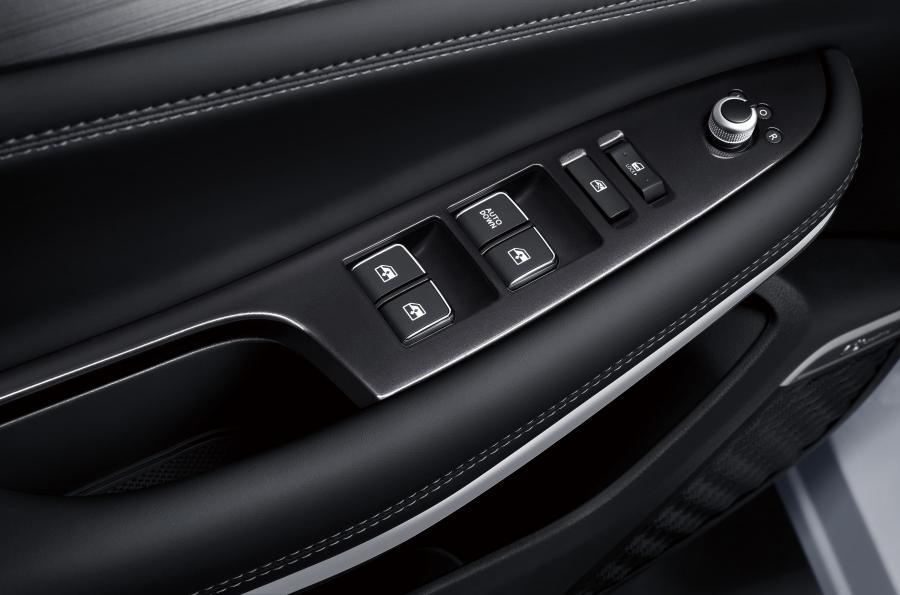 Детали интерьера ChangAn CS75 Million Edition 2019 года  (фото 5 из 5)